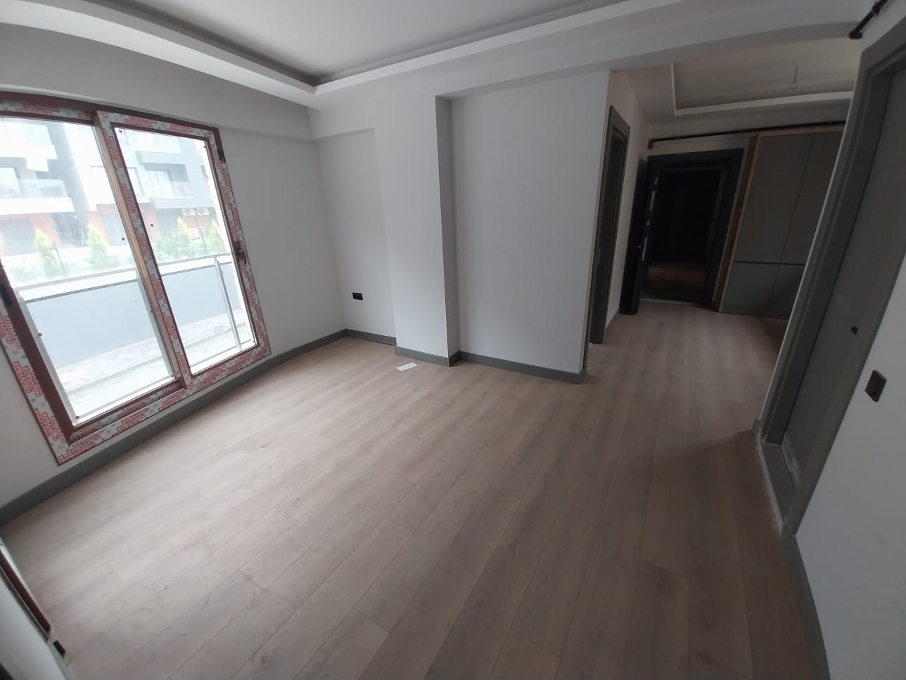 Lüks Havuzlu Sitede Satılık 2+1 Daire